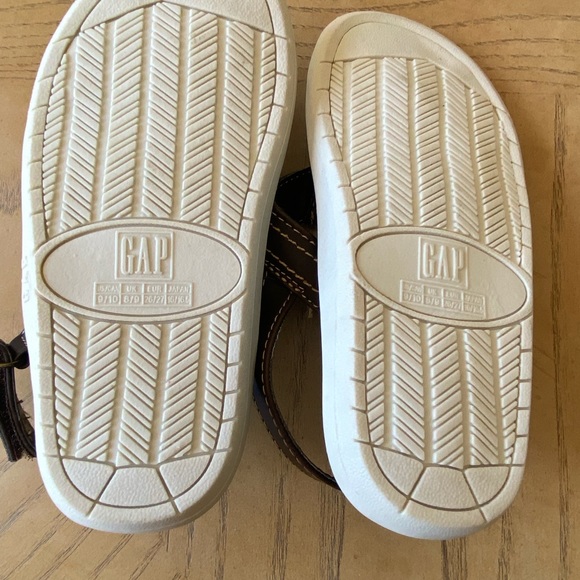 Gap faux leather sandals 9/10 - Picture 3 of 4